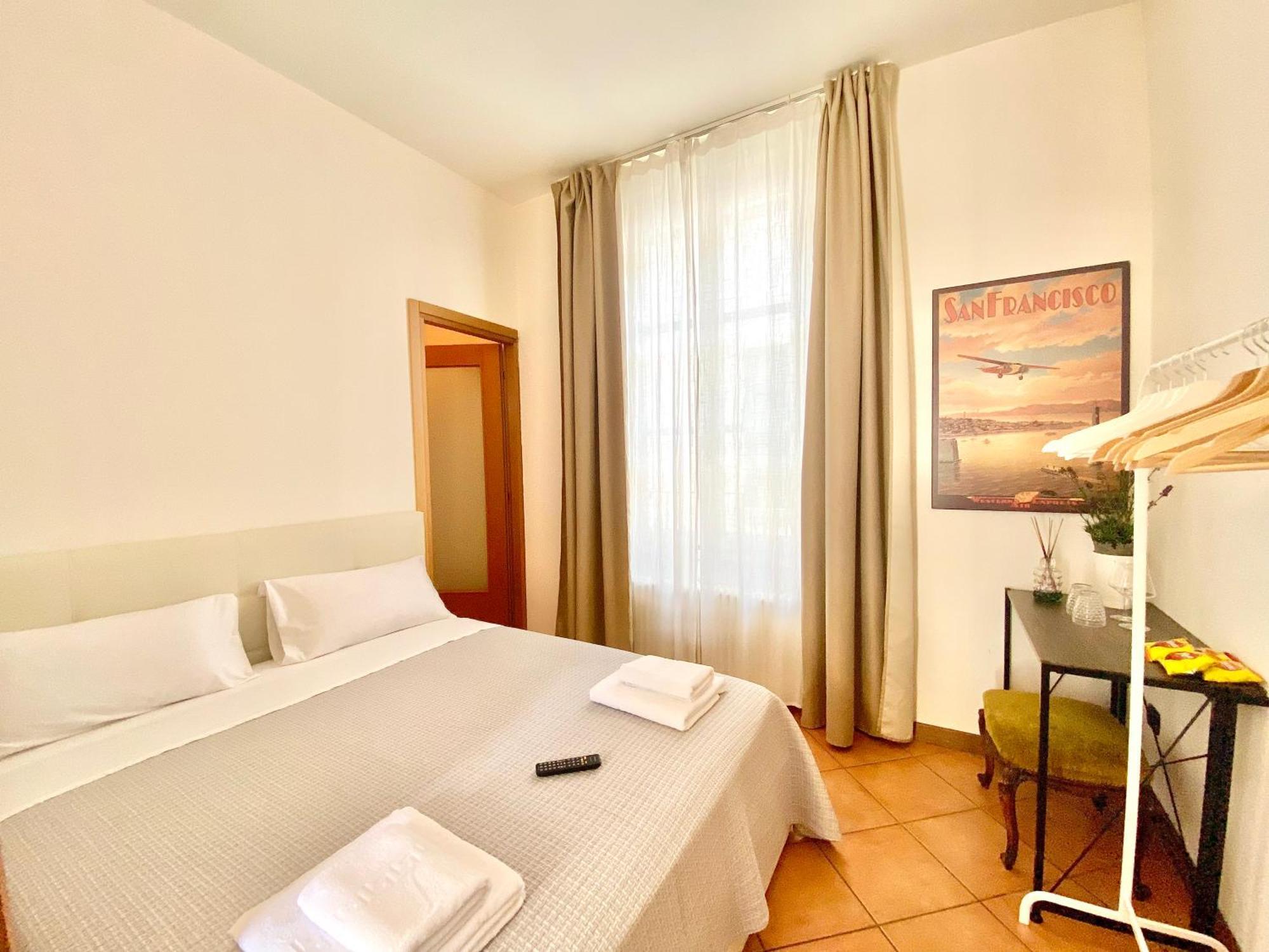 I Portici Del Centro Hotel Como Ngoại thất bức ảnh